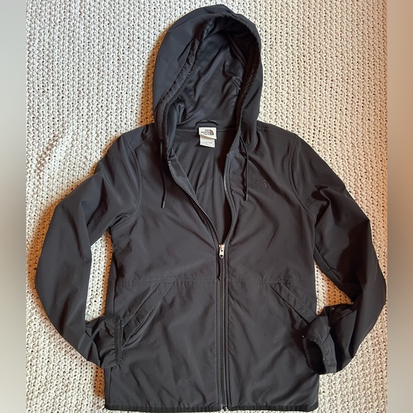 The North Face Jackets & Blazers - The north face zip up hoodie